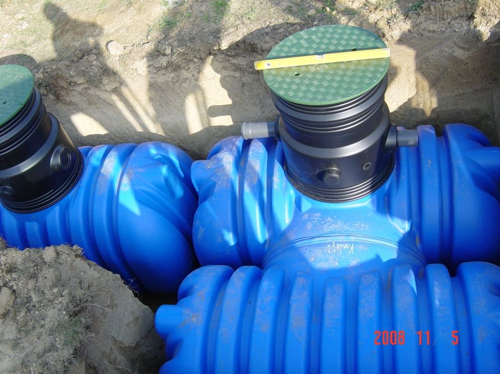 AT112 2700előülepítő+5600L vízvételi tartály esővízhez